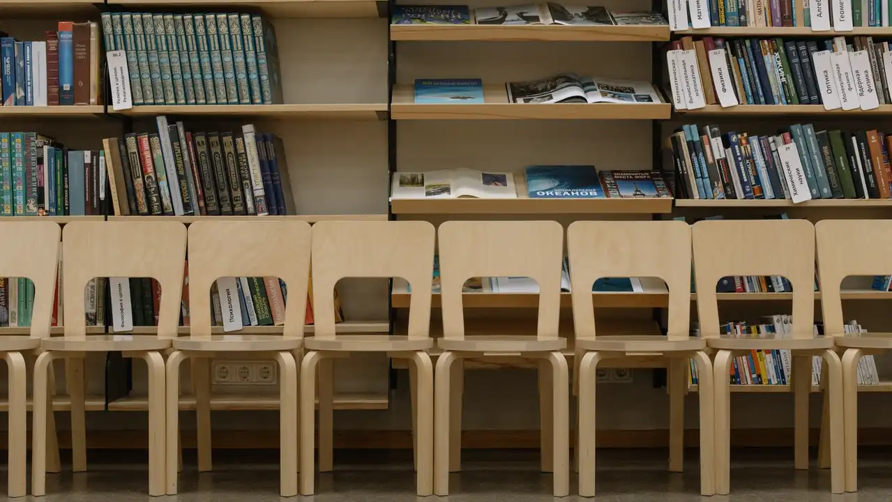 Library Furniture For Schools